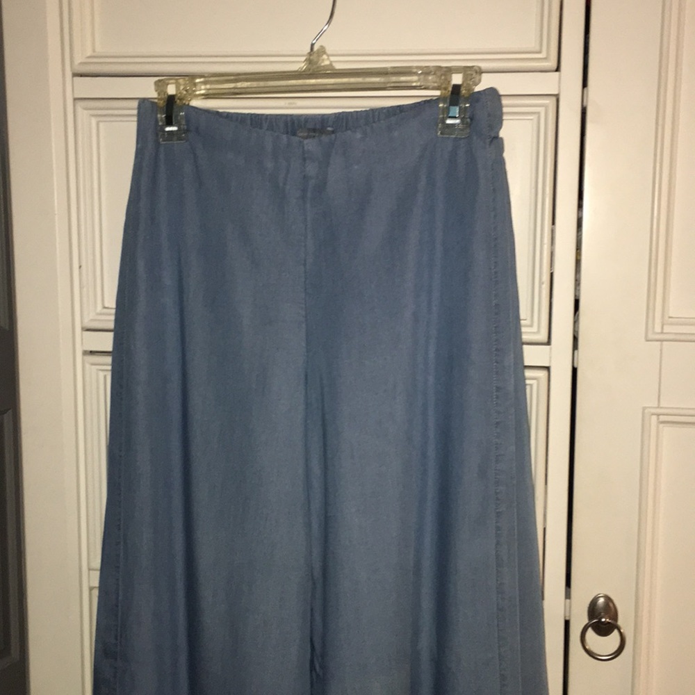 New! NY&CO Wide Split Leg Chambray Pants